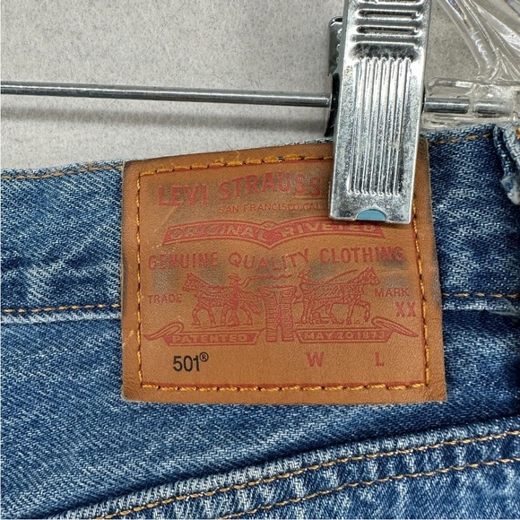 LEVI'S 501’s Original Fit Button Fly 100% Cotton Distressed Denim Sz. 28x30 - Picture 13 of 14